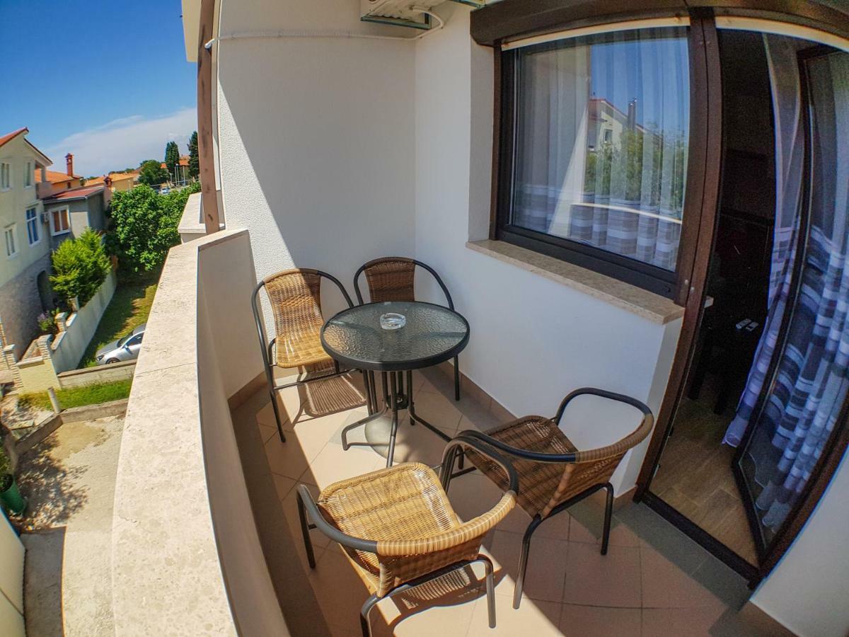 Bagi Apartments & Rooms Pula Exterior photo